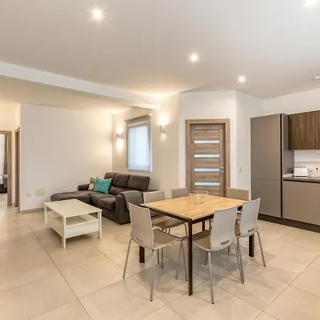 Stunning 2br Penthouse With Beautiful Harbour View By 360 Estates شقة *