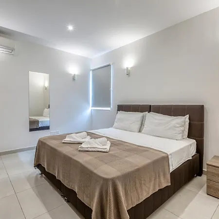 شقة Stunning 2br Penthouse With Beautiful Harbour View By 360 Estates Pietà