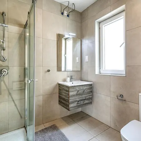 Stunning 2br Penthouse With Beautiful Harbour View By 360 Estates Pietà