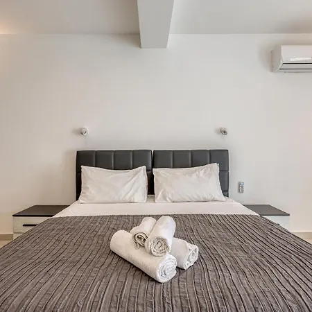 Stunning 2br Penthouse With Beautiful Harbour View By 360 Estates Pietà