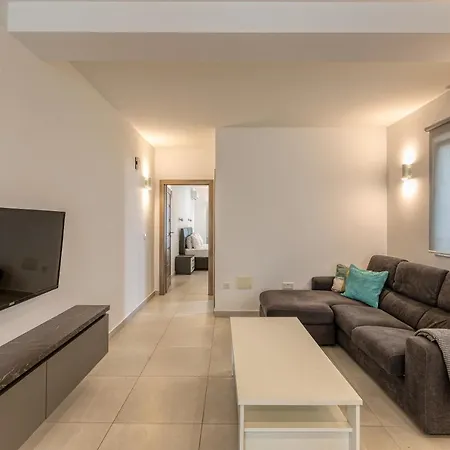 Διαμέρισμα Stunning 2br Penthouse With Beautiful Harbour View By 360 Estates Pietà