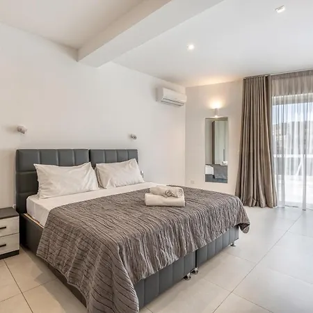 Stunning 2br Penthouse With Beautiful Harbour View By 360 Estates * Pietà